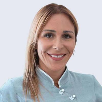 Dra. Macarena Varela Casañas